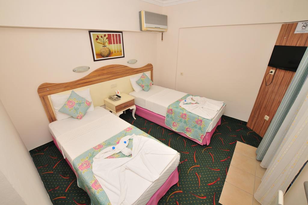 Hotel Pelin เฟทิเย ภายนอก รูปภาพ